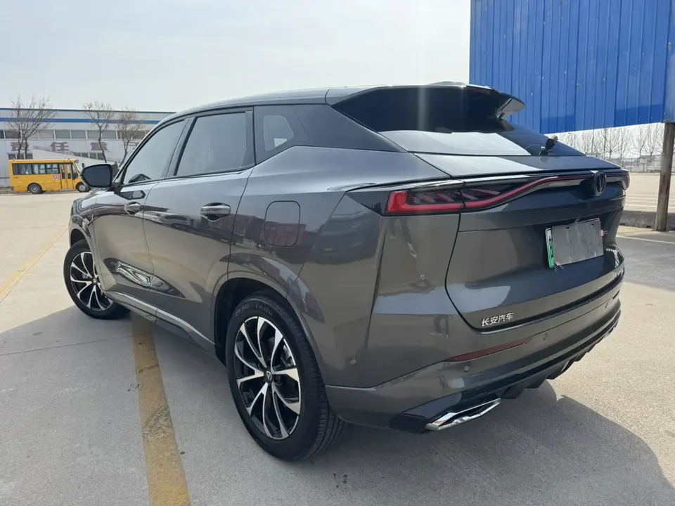 Changan UNI-Z PHEV Blue Whale iDD 125KM Excellence Edition 2024 — миниатюра 4