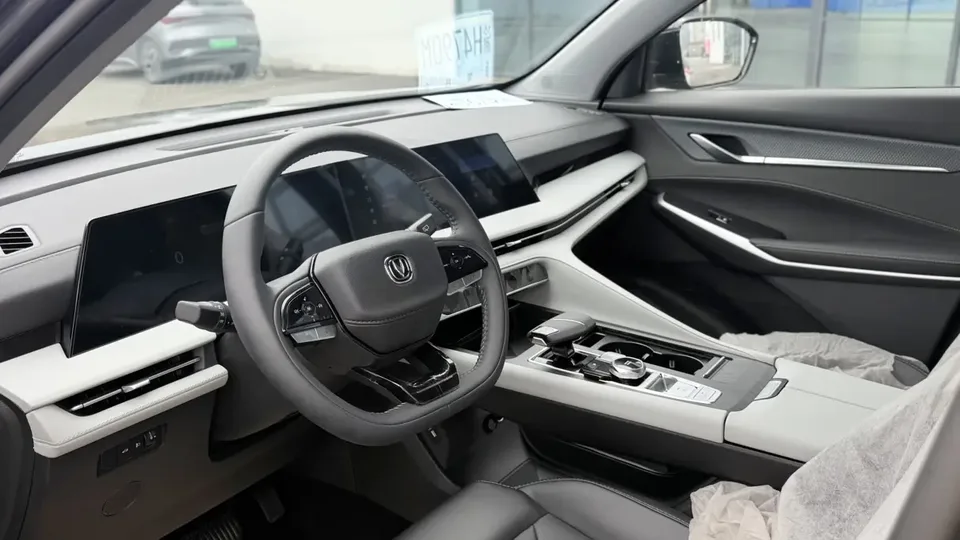 Changan CS75PLUS CS75 PLUS 2024 third generation champion version 1.5T automatic intelligent driving dynamic navigation model 2026 — thumbnail 5