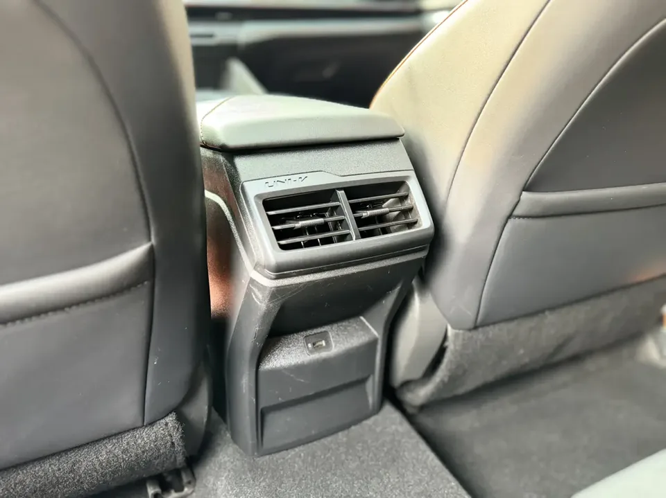 Changan UNI-V 1.5T Premium Edition 2024 — миниатюра 4