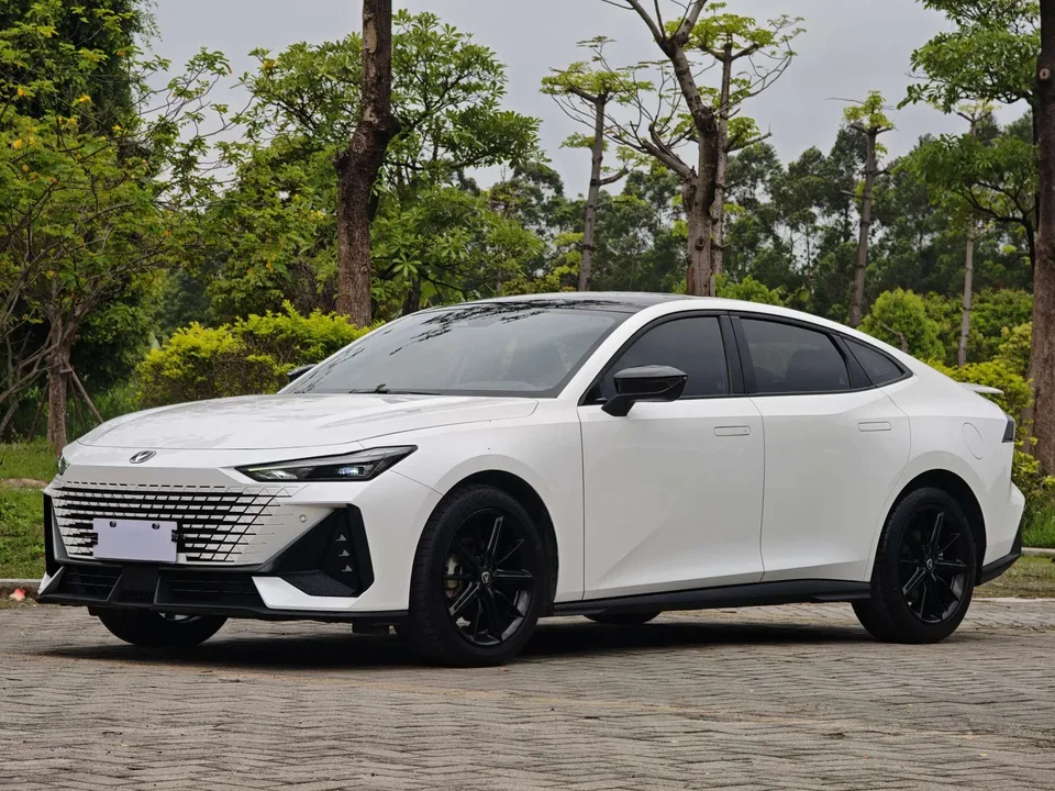 Changan UNI-V 2023