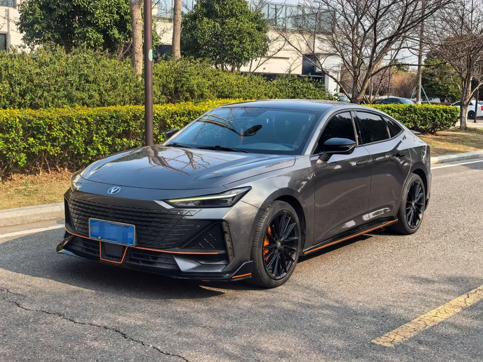 Changan UNI-V 2022