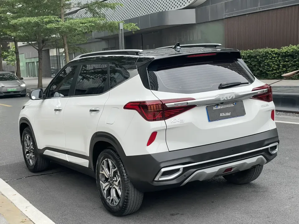 Kia Run proudly AOPAO 1.5L CVT Trend Edition 2023 — миниатюра 2