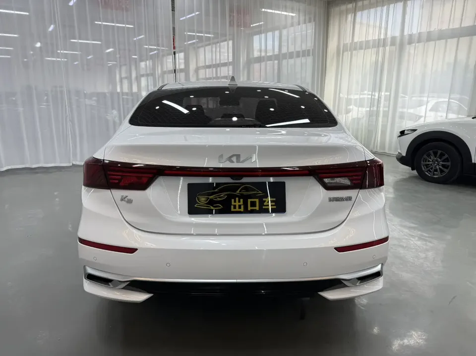 Kia K3 K3 2021 1.5L CVT New Edition 2022 — thumbnail 2