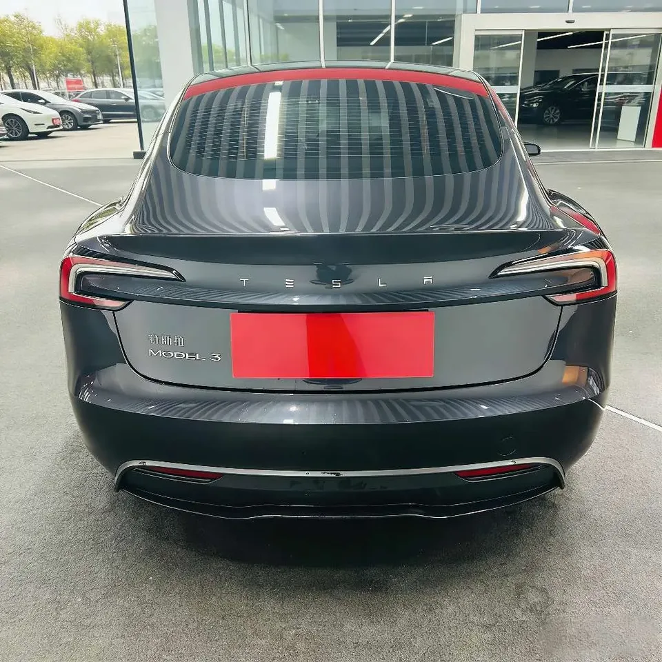 Tesla Model 3 Model 3 2025 Rear-wheel drive 2025 — thumbnail 2
