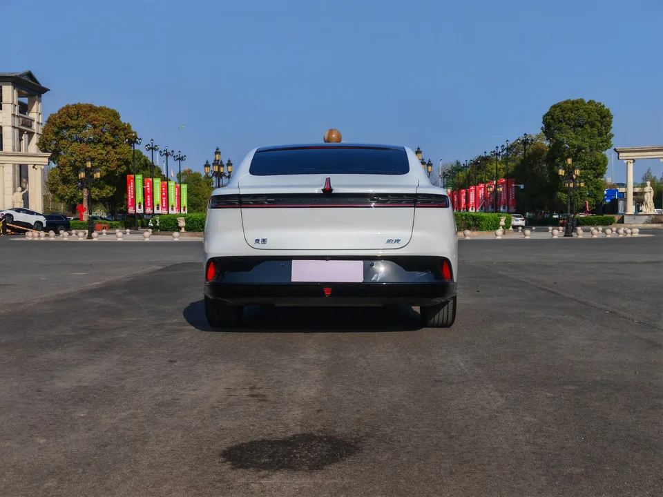 Voyah Passion PHEV Lantu Chasing Light PHEV 2024 ultra-long range four-wheel drive executive version 2025 — миниатюра 2