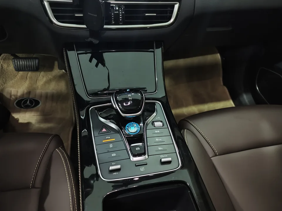 BYD Song MAX DM DM-i 105KM Premium Edition 2023 — миниатюра 3