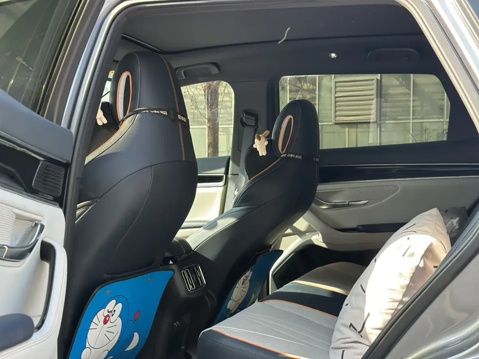 BYD Song PLUS DM DM-i 110KM 2WD Flagship PLUS 2023 — миниатюра 5