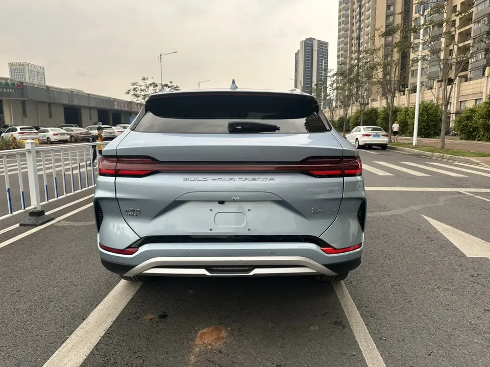 BYD Song PLUS DM DM-i Champion Edition 110KM Flagship Model 2024 — миниатюра 2