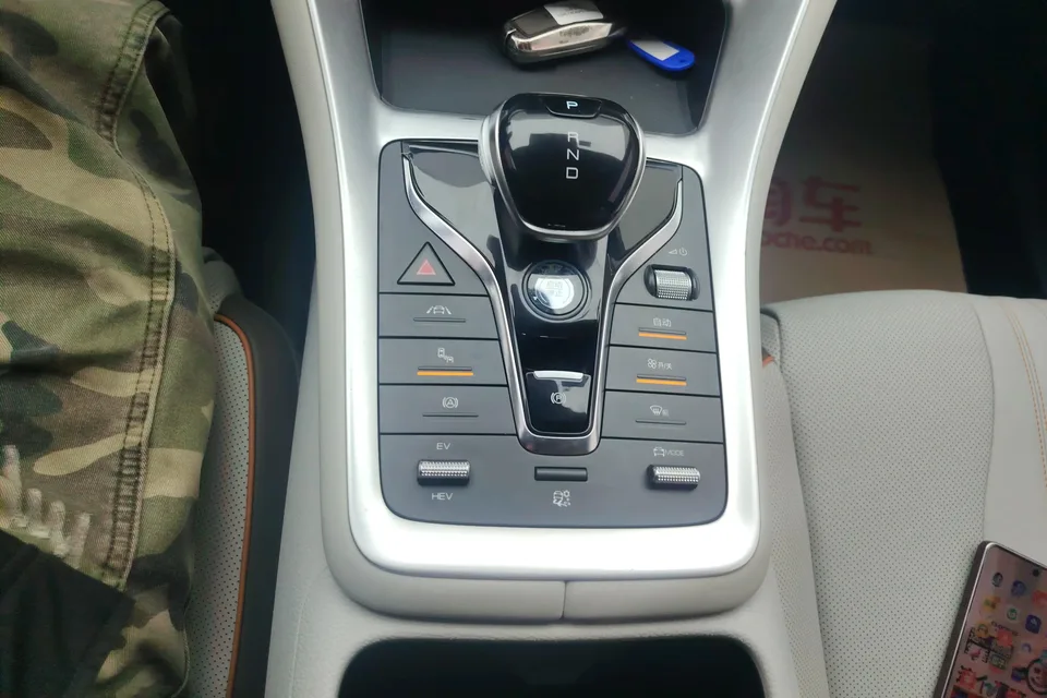 BYD Song Pro DM Song Pro DM 2022 DM-i 110km Flagship Pro 2023 — миниатюра 4
