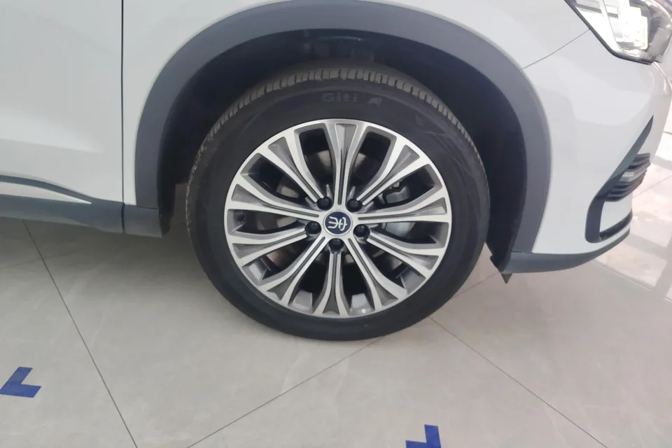 BYD Song Pro DM Song Pro DM 2022 DM-i 110km Flagship Pro 2023 — миниатюра 5