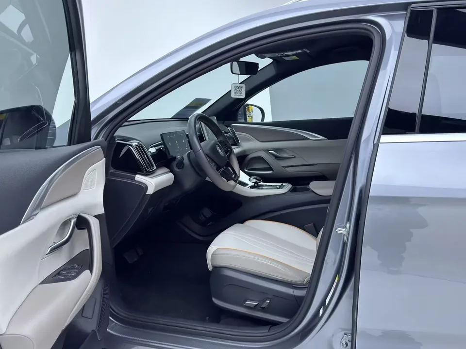 BYD Song Pro DM DM-i Honor Edition 71km Pilot Edition 2024 — миниатюра 4