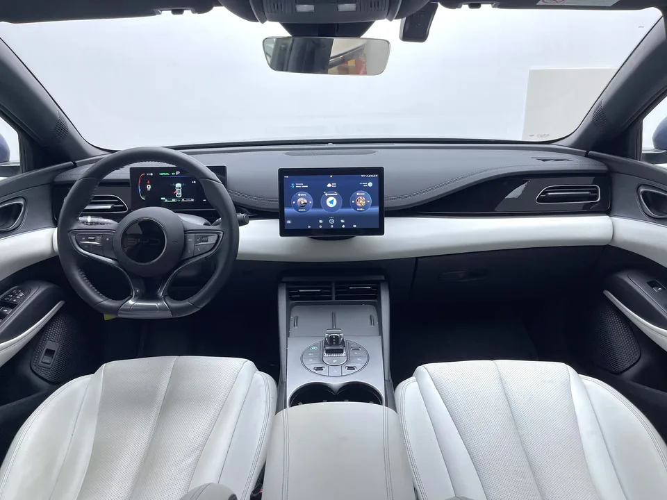 BYD Seal 06DM DM-i 80KM Luxury 2024 — миниатюра 3