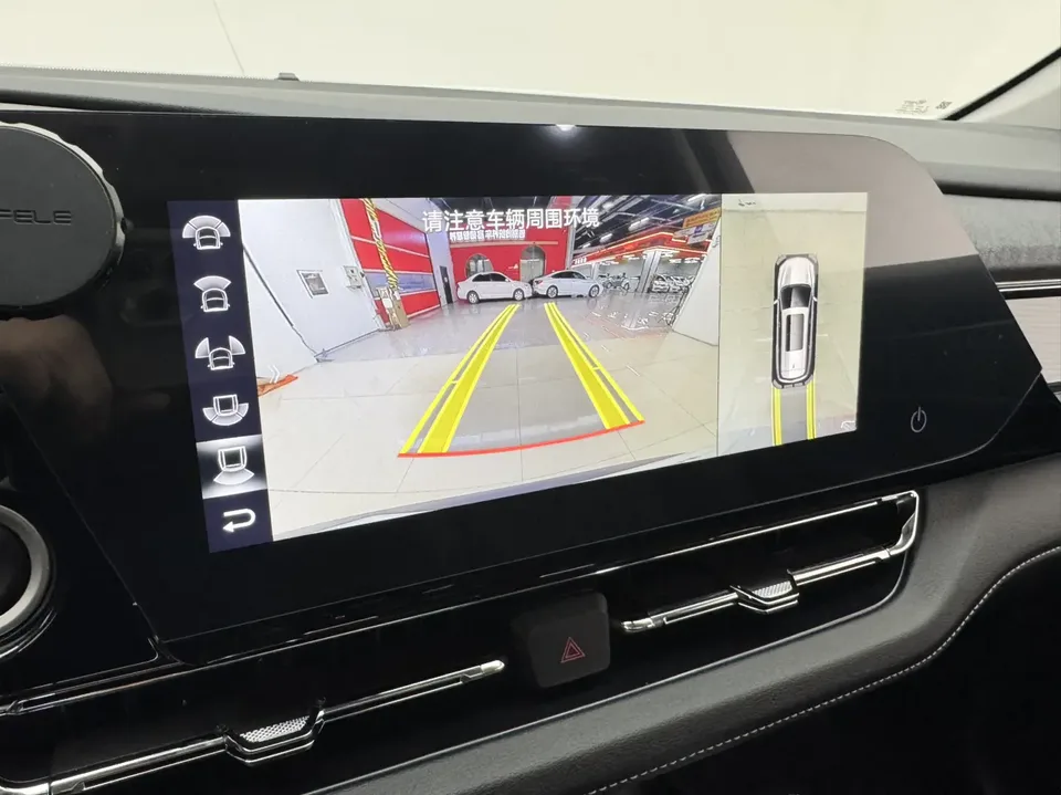 Wuling Capgemini Victory 1.5T CVT flagship model 2022 — миниатюра 4
