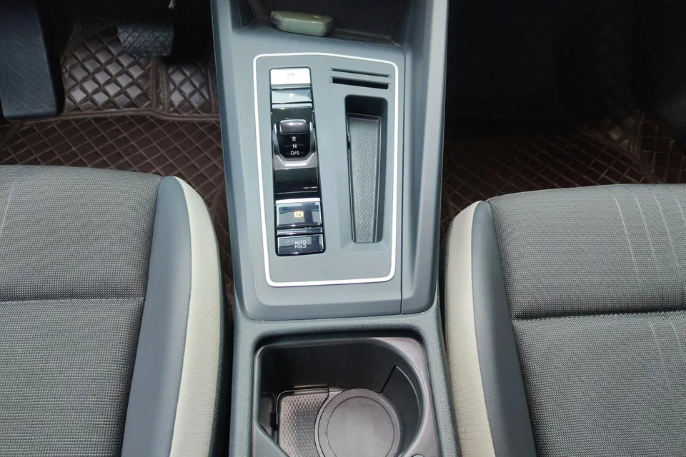 Volkswagen Golf facelift 280TSI DSG Pro 2024 — миниатюра 5