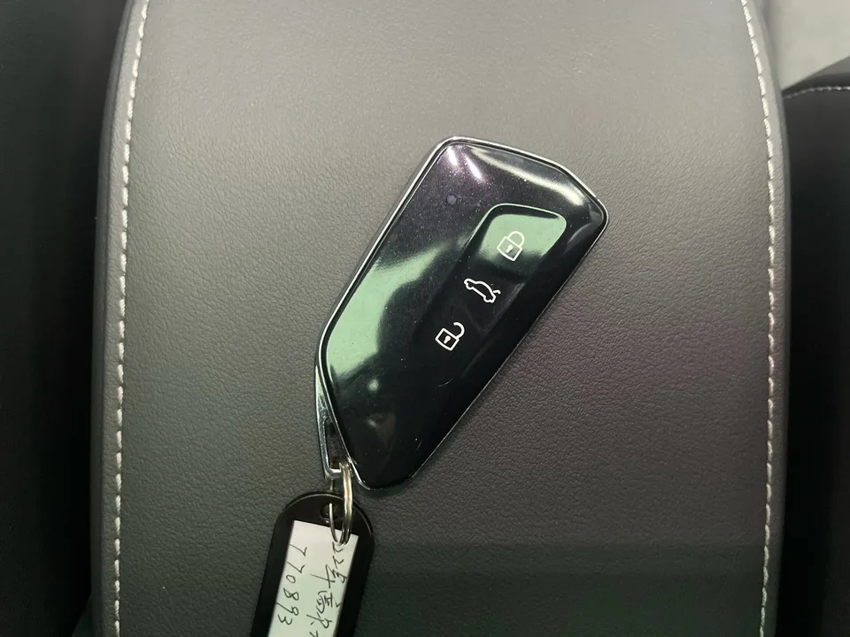 Volkswagen Golf Golf 2021 280TSI DSG R-Line 2022 — миниатюра 3