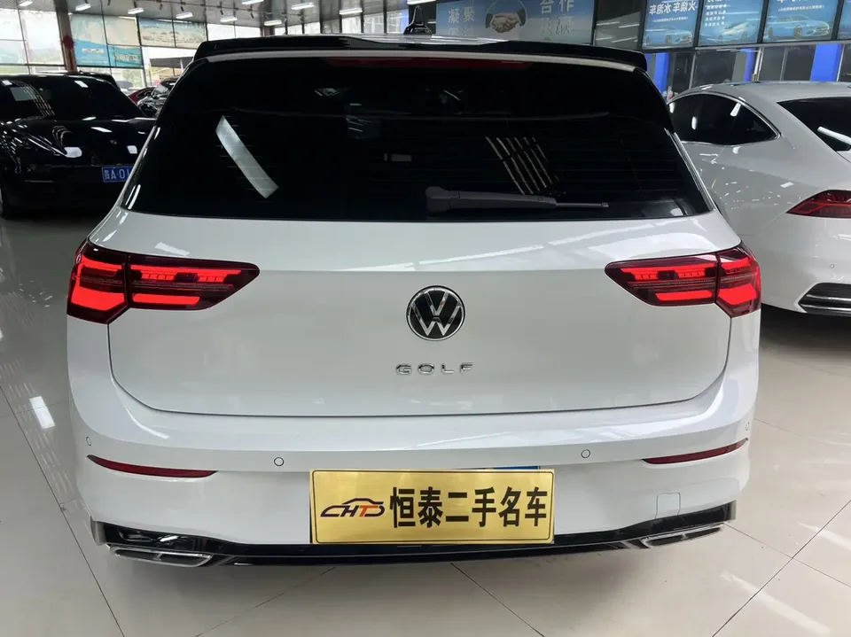 Volkswagen Golf Golf 2023 280TSI DSG R-Line Lite 2024 — миниатюра 2