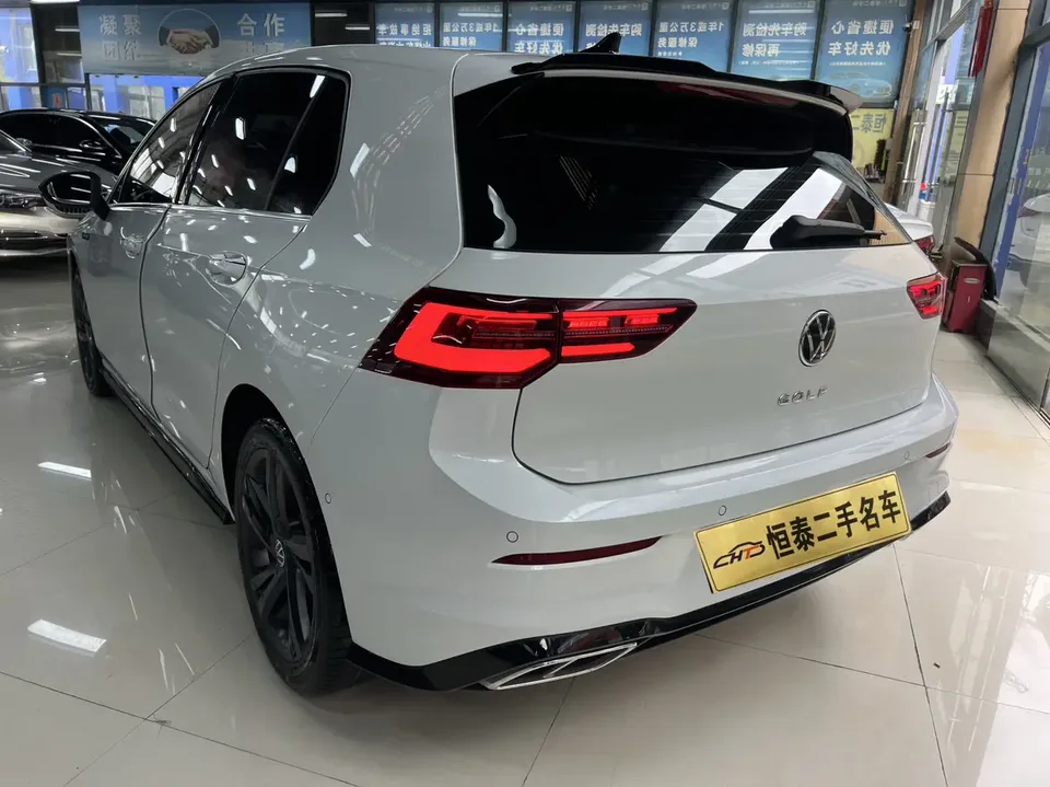 Volkswagen Golf Golf 2023 280TSI DSG R-Line Lite 2024 — миниатюра 4