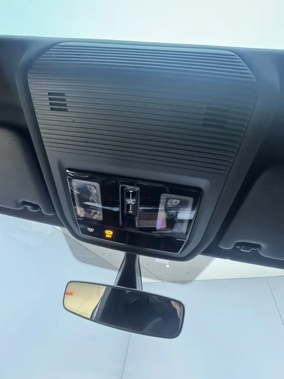 Volkswagen Golf golf 2023 280TSI DSG R-Line Lite 2023 — thumbnail 3