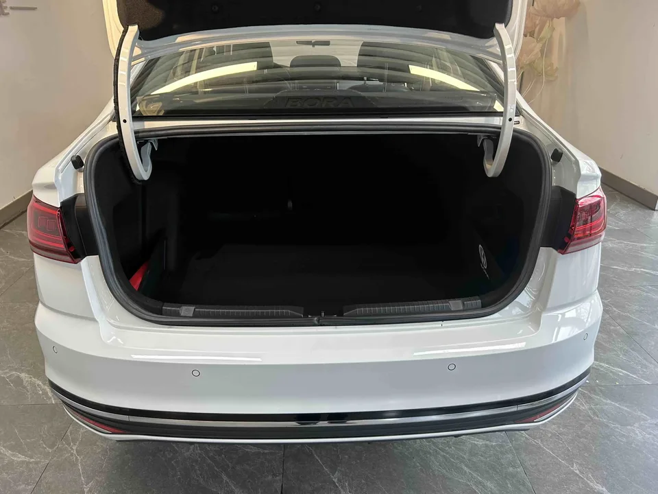 Volkswagen Bora 300TSI DSG Premium Edition 2024 — миниатюра 4