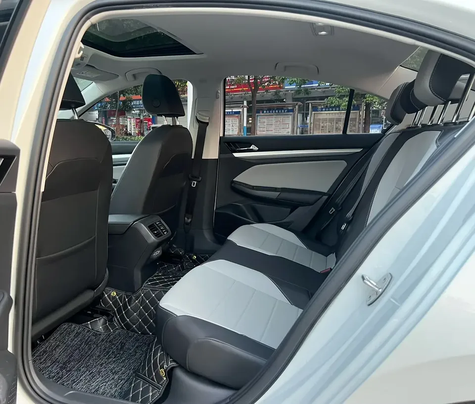 Volkswagen Bora Bora 2023 200TSI DSG Changxing Edition 2023 — миниатюра 4