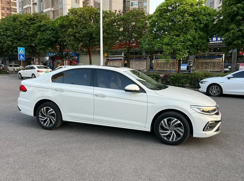 Volkswagen Bora Bora 2023 200TSI DSG Changxing Edition 2023 — миниатюра 5