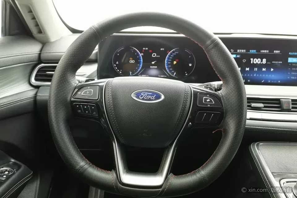 Ford Lingyu EcoBoost 225 5-seater 2022 — миниатюра 3