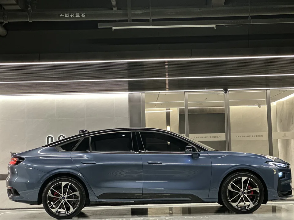 Ford Mondeo Mondeo 2022 Toyota Mondeo EcoBoost 245 ST-Line 2023 — миниатюра 2