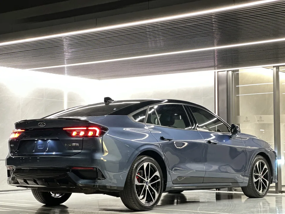 Ford Mondeo Mondeo 2022 Toyota Mondeo EcoBoost 245 ST-Line 2023 — миниатюра 4