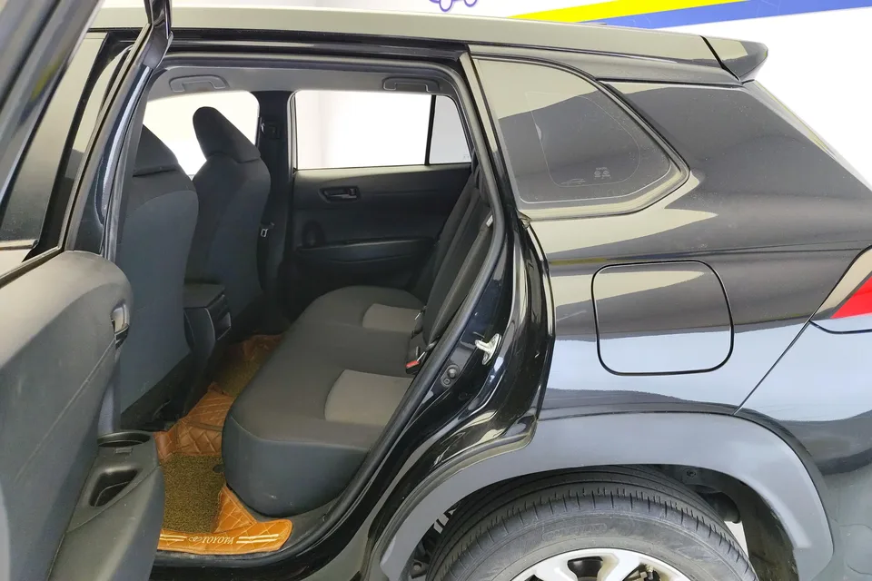 Toyota Frontlander 2.0L CVT Elite Edition 2023 — миниатюра 4