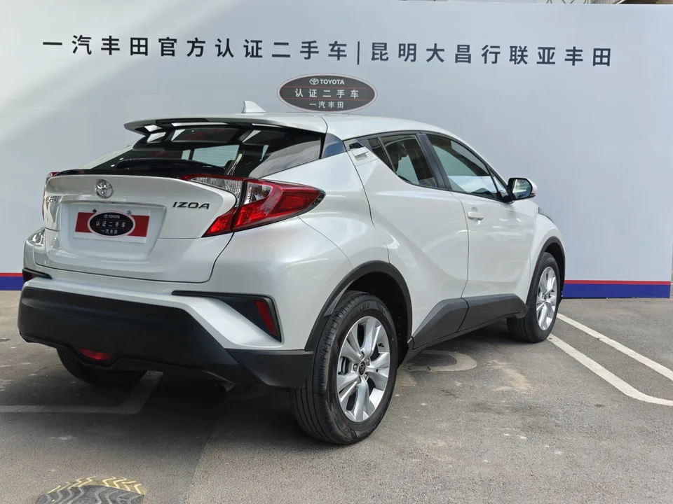 Toyota C-HR Hybrid 2.0L Yixiang CARE Edition 2023 — миниатюра 2