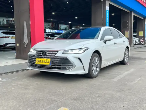 Toyota Avalon 2024 buy in Moscow