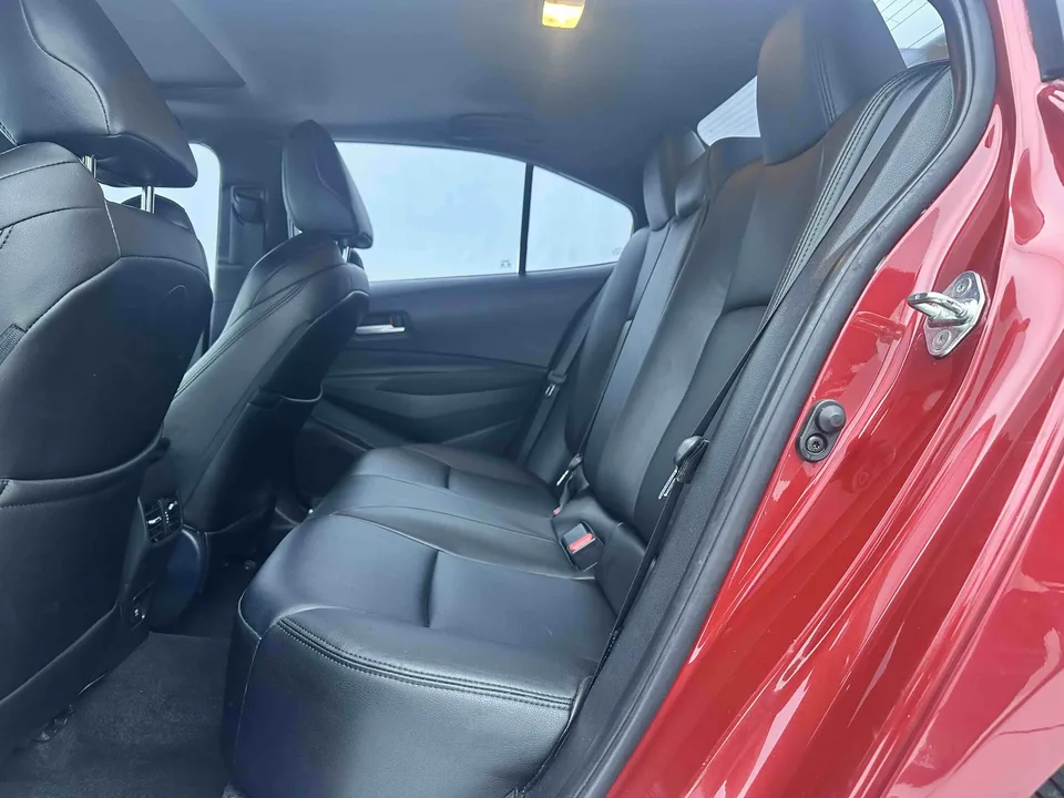 Toyota Levin 2021 Corolla 185T CVT Luxury Edition 2022 — миниатюра 4