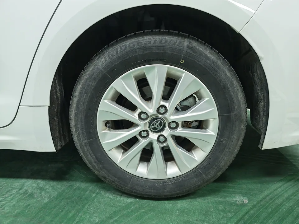 Toyota Corolla Corolla 2023 Intelligent Electric Hybrid Dual Engine 1.8L E-CVT Pioneer Edition 2023 — thumbnail 3