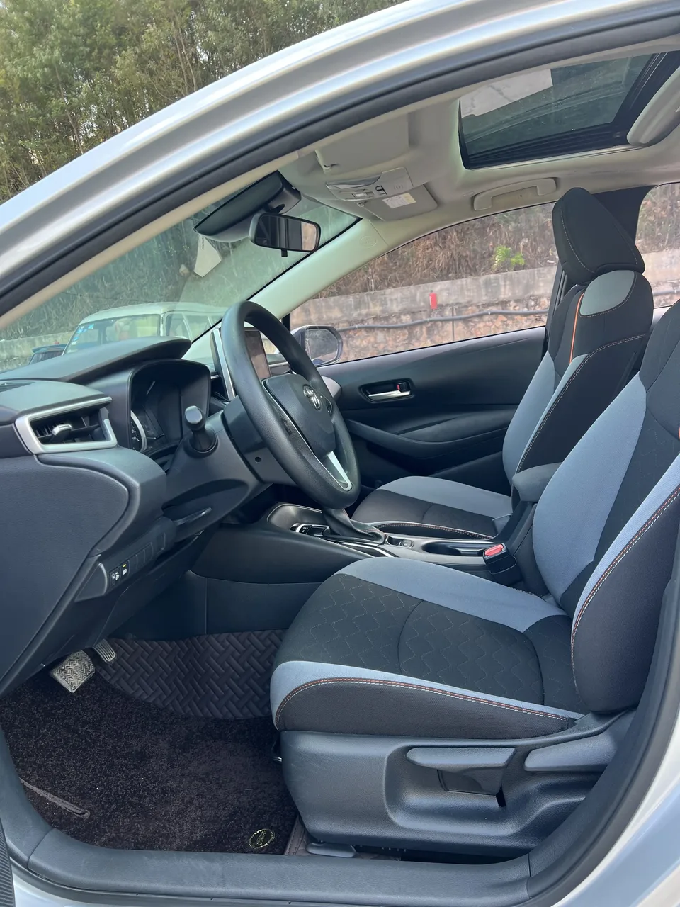 Toyota Corolla 1.2T S-CVT Elite SPORT Edition 2023 — миниатюра 3
