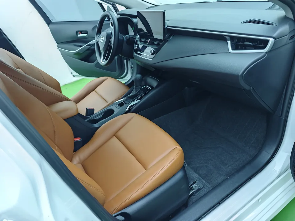 Toyota Corolla Corolla 2024 Intelligent Electric Hybrid Dual Engine 1.8L E-CVT Pioneer Edition 2024 — миниатюра 3