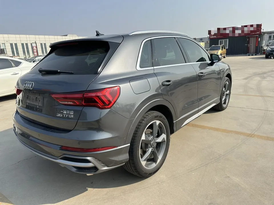 Audi Q3 Audi Q3 2022 35 TFSI Fashionable and Dynamic 2022 — миниатюра 4
