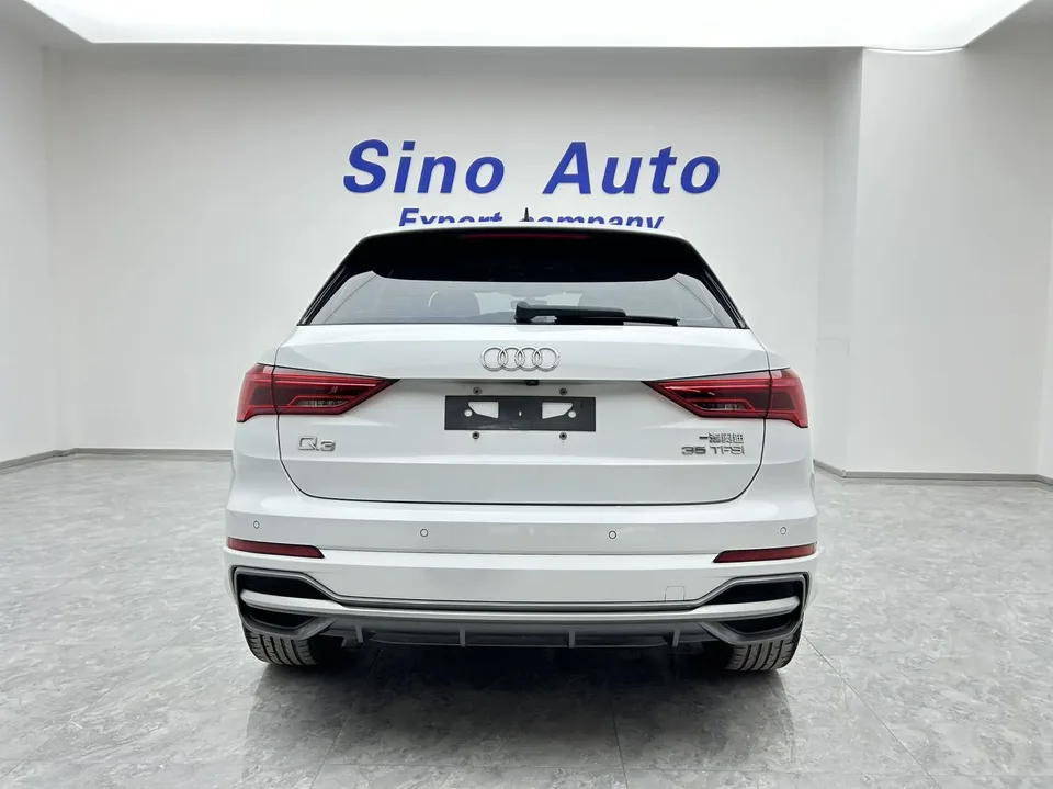 Audi Q3 Audi Q3 2022 35 TFSI Fashionable and Dynamic 2022 — миниатюра 4