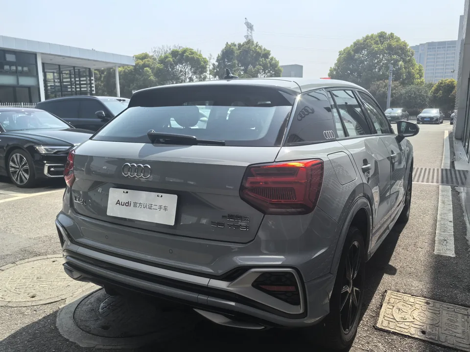 Audi Q2L Audi Q2L 2024 35 TFSI aggressive and dynamic model 2024 — миниатюра 2