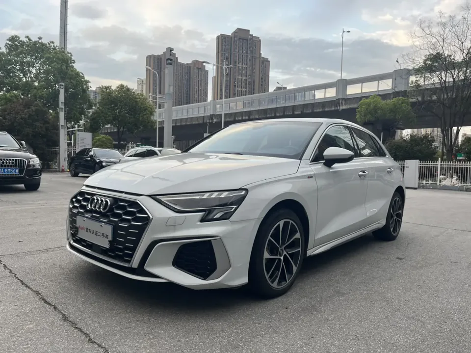 Audi A3 Audi A3 2023 Sportback 35 TFSI facelift: aggressive and sporty 2024 — photo 1, buy with delivery to Moscow