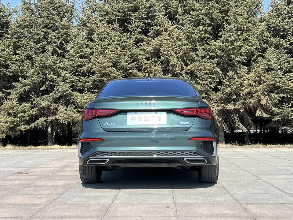 Audi A3 Audi A3 2023 A3L Limousine 35 TFSI facelift: stylish and sporty 2023 — миниатюра 2