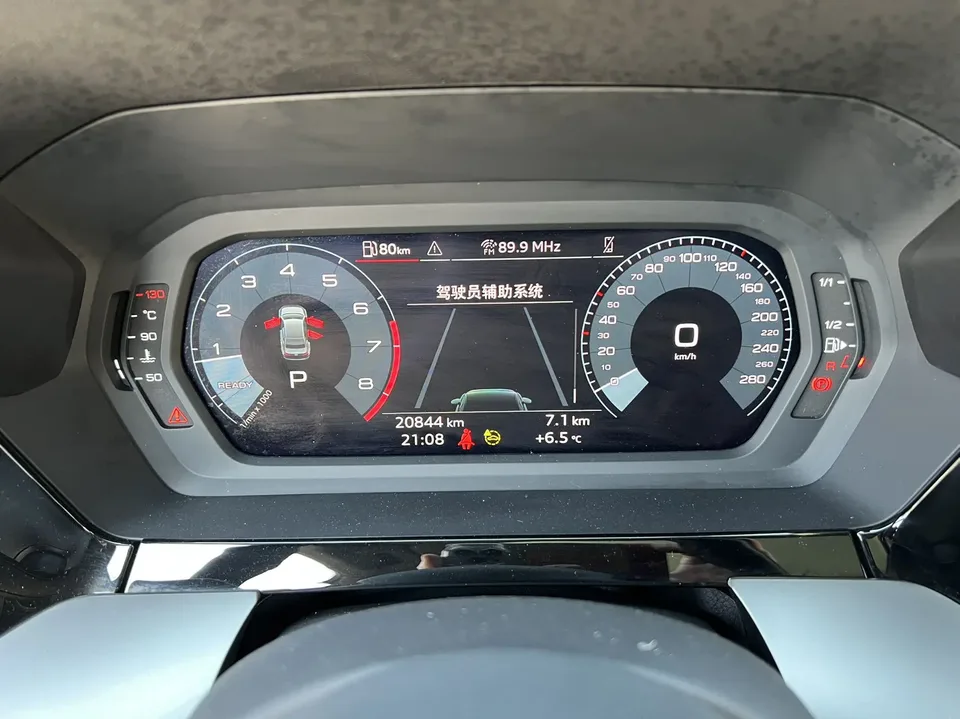 Audi A3 Audi A3 2023 A3L Limousine 35 TFSI facelift: stylish and sporty 2023 — миниатюра 4
