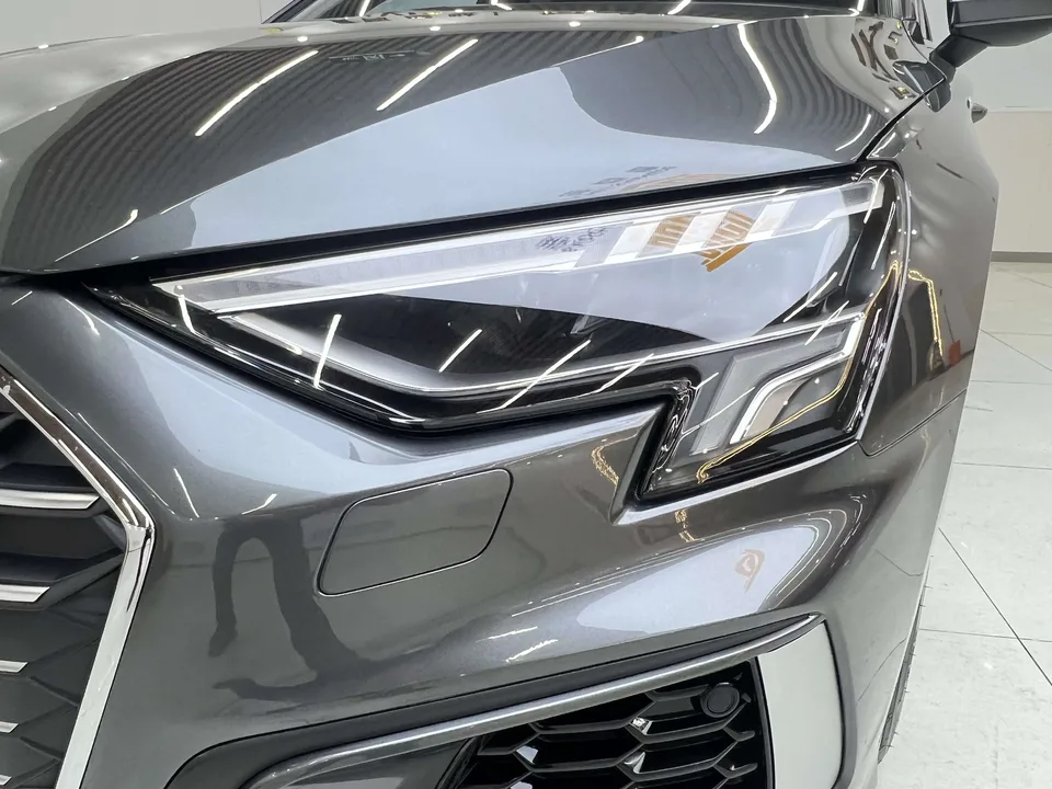 Audi A3 A3L Limousine 35 TFSI Fashion Sports 2023 — миниатюра 2