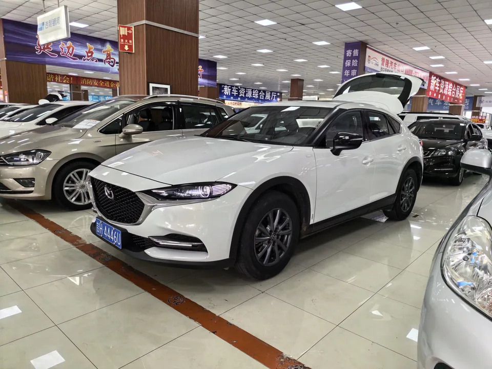 Mazda CX-4 Mazda CX-4 2021 2.0L 2WD Blue Sky Youth Edition 2023 — миниатюра 3