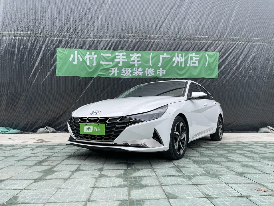 Hyundai Elantra 2023