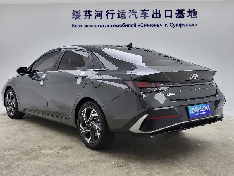 Hyundai Elantra Elantra 2023 1.5L CVT LUX Premium Edition 2023 — thumbnail 2