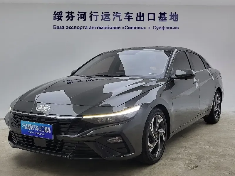 Hyundai Elantra Elantra 2023 1.5L CVT LUX Premium Edition 2023 — photo 1, buy with delivery to Moscow