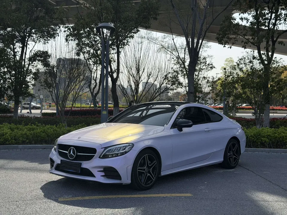 Mercedes-Benz C-Class 2022