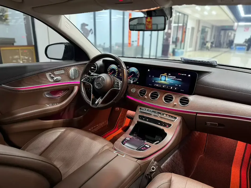 Mercedes-Benz E-Class E-Class 2022 Mercedes-Benz E-Class 2022 E 300 L Luxury Sedan 2022 — thumbnail 2