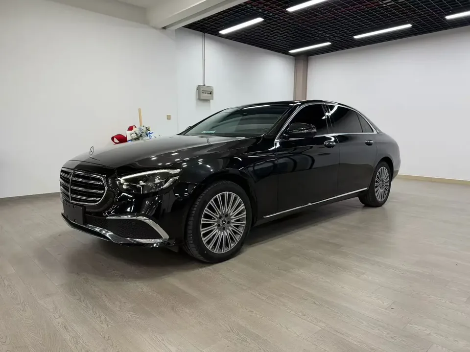 Mercedes-Benz E-Class E-Class 2022 Mercedes-Benz E-Class 2022 E 300 L Luxury Sedan 2022 — photo 1, buy with delivery to Moscow