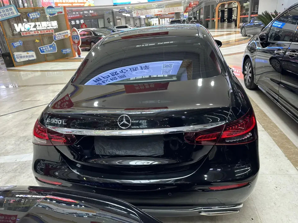 Mercedes-Benz E-Class E-Class 2022 Mercedes-Benz E-Class 2022 E 300 L luxury sedan 2022 — thumbnail 2